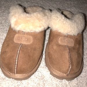 UGG INDOOR/OUTDOOR SLIPPER